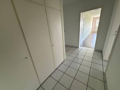 Eingangsbereich - Etagenwohnung mit 98,00 m&sup2; in Burgdorf zum Kaufen