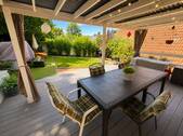 Pergola im Garten - 