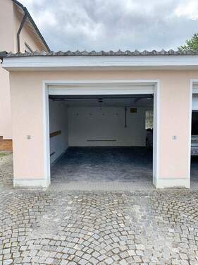 Garage - 