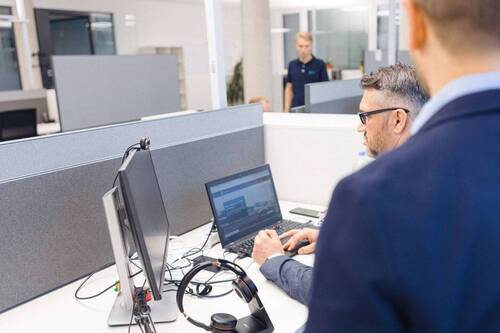Moderne Arbeitsplätze mit Schallschutz - Moderne und hochwertige Bürofläche mit Co-Working-Bereich - All-in-Miete