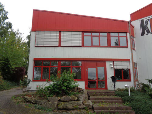 Der Eingangsbereich - Halle in Külsheim zum Kaufen