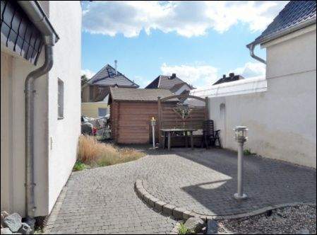 Hof - 1 Zimmer Mehrfamilienhaus, Wohnhaus in Pfungstadt