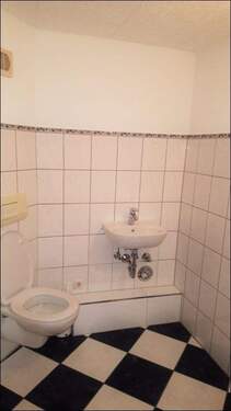 WC - 