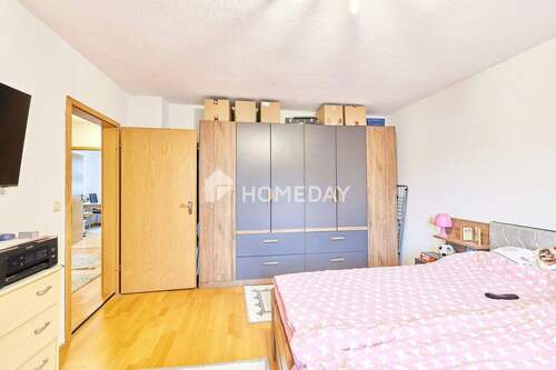 1.OG Schlafzimmer 2 - 