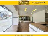 Blick in den Laden - Laden ca. 150 m², Schaufenster, WC, Büro, KellerLager, Stellpätze am Hof