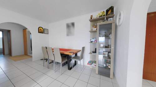 Esszimmer - 3 Zimmer Etagenwohnung in Frankfurt