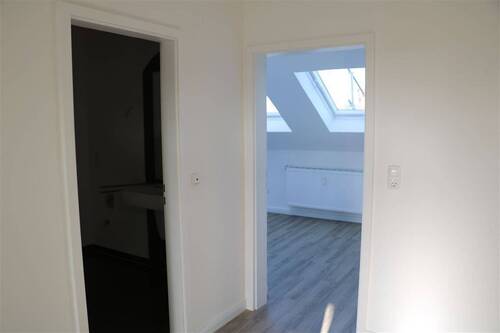 Blick in ein Schlafzimmer - 