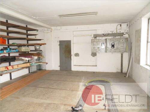 Nutzfläche im Nebengeb. Foto III - 