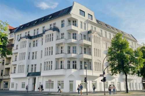 Hausansicht - Etagenwohnung mit 232,90 m&sup2; in Berlin zum Kaufen