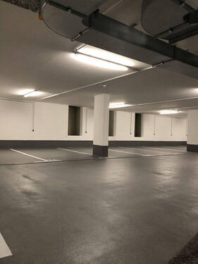 Tiefgarage Stellplatz - 