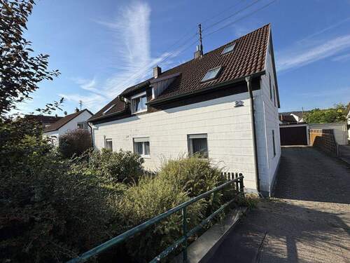 Bild 2 - 8 Zimmer Mehrfamilienhaus, Wohnhaus zum Kaufen in Kelheim