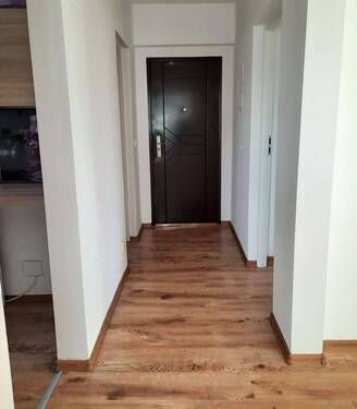 Wohnung Flur.jpg - 