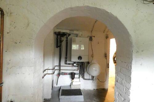 Gastherme im Keller.jpg - 