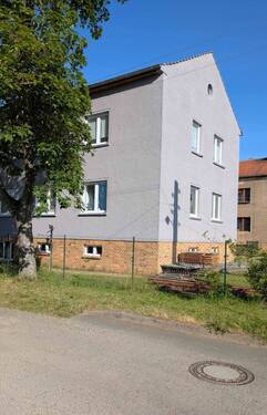 Giebel.jpg - 1 Zimmer Mehrfamilienhaus, Wohnhaus in Küstriner Vorland