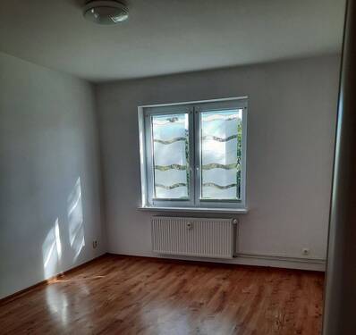 Wohnung Zi 2 .jpg - 