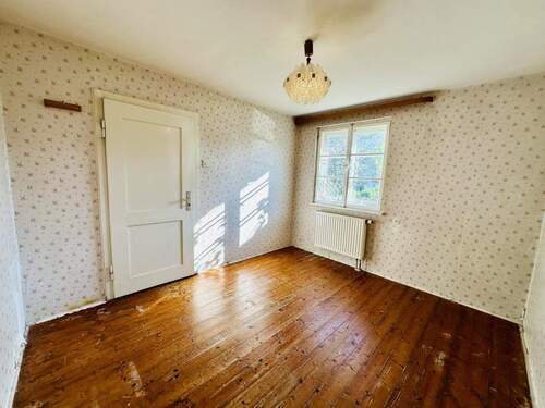 ZIMMER ERDGESCHOSS - 