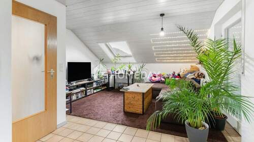 1. OG Wohnzimmer 2 - 