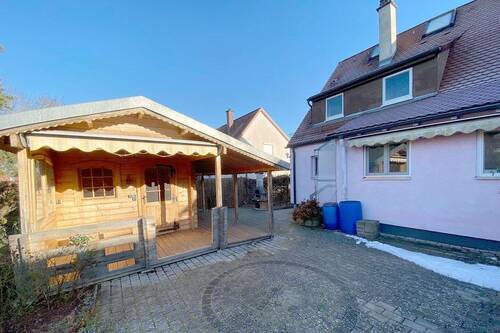 Rückansicht - 6 Zimmer Doppelhaushälfte zum Kaufen in Stuttgart