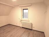 Zimmer 5 im Dachgeschoss.jpg - 