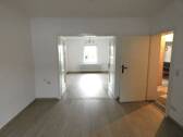 Zimmer 1 und Zimmer 2.jpg - Doppelhaushälfte mit 5 Zimmern, 2 Bädern, Ruhig gelegen