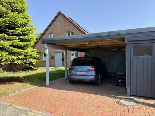 Carport mit Abstellraum - Einfamilienhaus mit 143,00 m&sup2; in Husum zum Kaufen