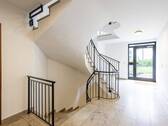 Treppenhaus Bild 2 - Etagenwohnung mit 115,00 m² in München zum Kaufen