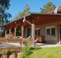 Sonnenstunden, Kaminabende und Weitblick - gepflegte Gartenidylle über Rudolstadt
