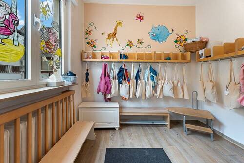 Ankleidezimmer - 6 Zimmer Einfamilienhaus in Dreieich