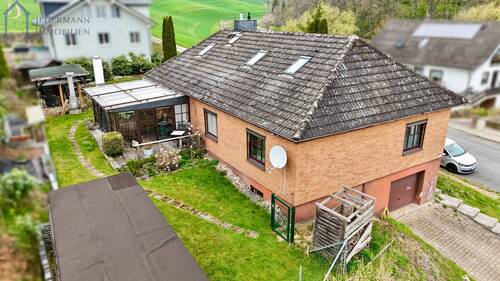 Außen - 6 Zimmer Einfamilienhaus zum Kaufen in Einbeck