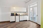 Teeküche mit Balkon - 