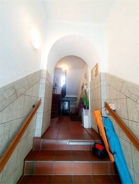 Treppenhaus - 1 Zimmer Mehrfamilienhaus, Wohnhaus in Aschaffenburg