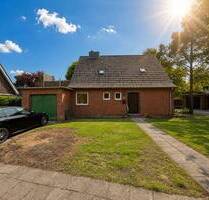 Renovierungsbedürftiges Einfamilienhaus mit Einliegerwohnung in ruhiger Wohnlage von Meldorf!