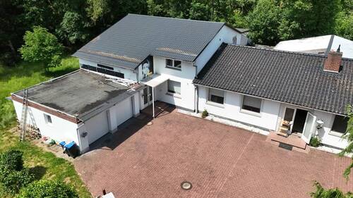 Gebäude - 1 Zimmer Mehrfamilienhaus, Wohnhaus zum Kaufen in Bad Soden-Salmünster