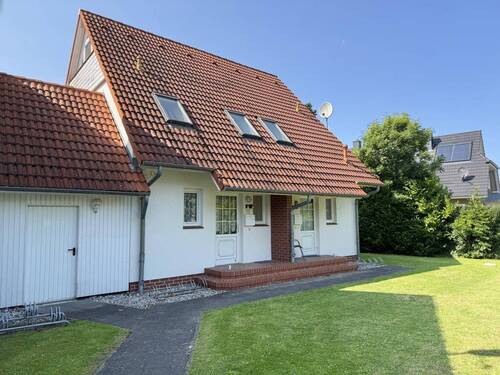 Hausansicht - Maisonette-Wohnung als Doppelhaushälfte