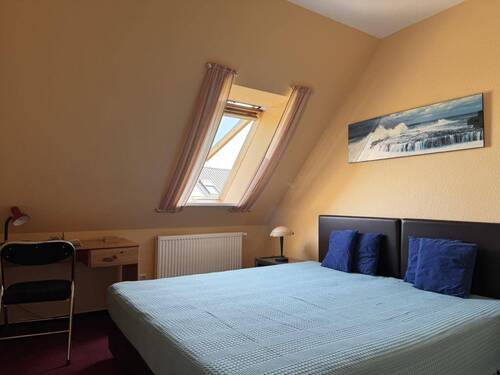 Schlafzimmer 1 - 