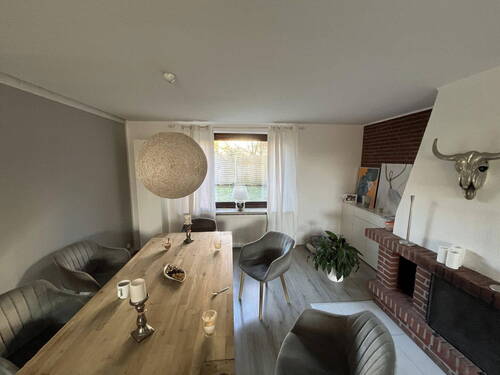 angeschlossenes Esszimmer - 4 Zimmer Reihenendhaus in Geesthacht
