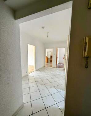 Flur Richtung Zimmer - Etagenwohnung mit 74,00 m² in Buchholz in der Nordheide zur Miete