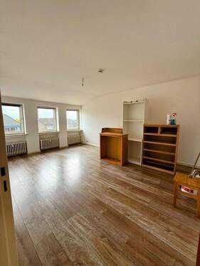 Zimmer 2 - 