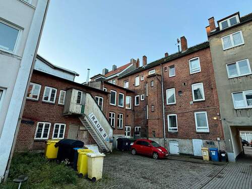 2 - 2 Zimmer Etagenwohnung zur Miete in Kiel