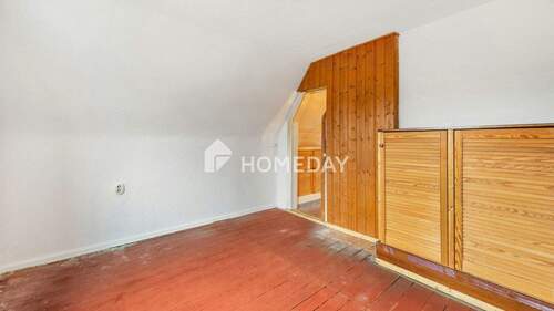 1. OG Schlafzimmer 2 - 