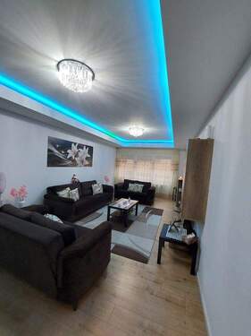 Wohnung2 Wohnen - 2x Stadtwohnung 2,5 Zimmer 65qm und 4 Zimmer 81qm Wohnung Büro Praxis Aufzug Eigentumswohnung