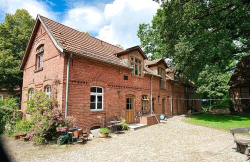 Seitenansicht Nebenhaus - 