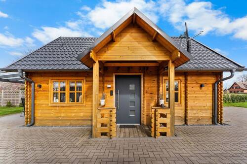 Eingang - 3 Zimmer Mehrfamilienhaus, Wohnhaus zum Kaufen in Apen