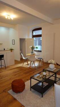 hohe Decken - Etagenwohnung mit 83,10 m² in Köln zur Miete