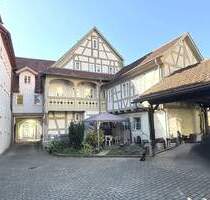 Charmante 2-Zimmer-Erdgeschosswohnung in denkmalgeschütztem Gebäude in Lauffen am Neckar