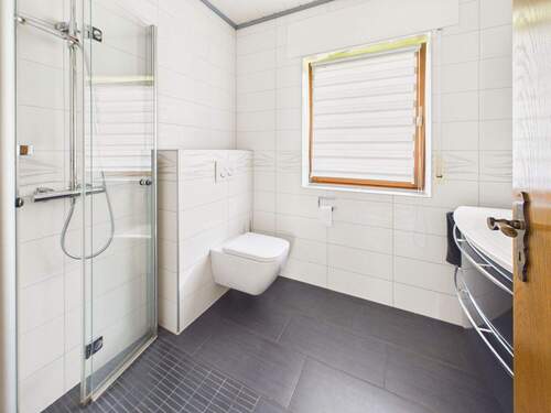 Badezimmer 1 - 