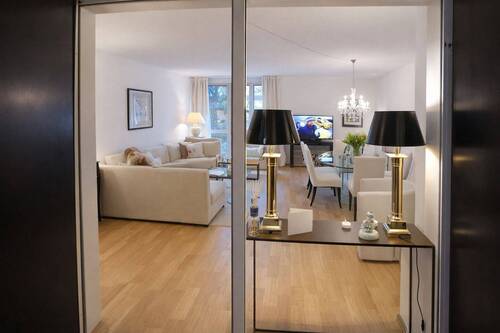 Blick Flur ins Wohnzimmer - 