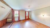 Wohn-/ Schlafzimmer DG Haupthaus - 
