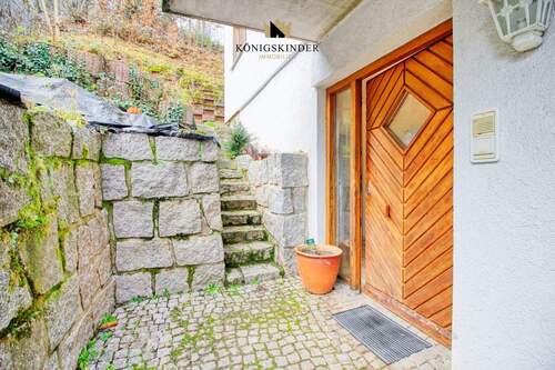 Eingangsbereich - 5 Zimmer Doppelhaushälfte zum Kaufen in Weisenbach