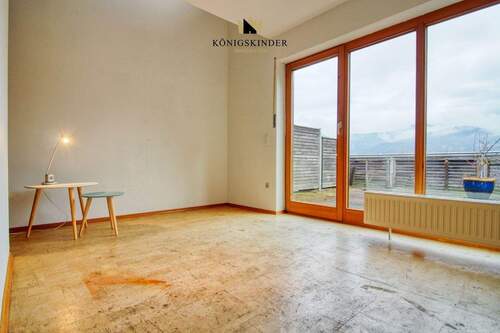 Mit Terrasse und Weitblick - 5 Zimmer Doppelhaushälfte in Weisenbach